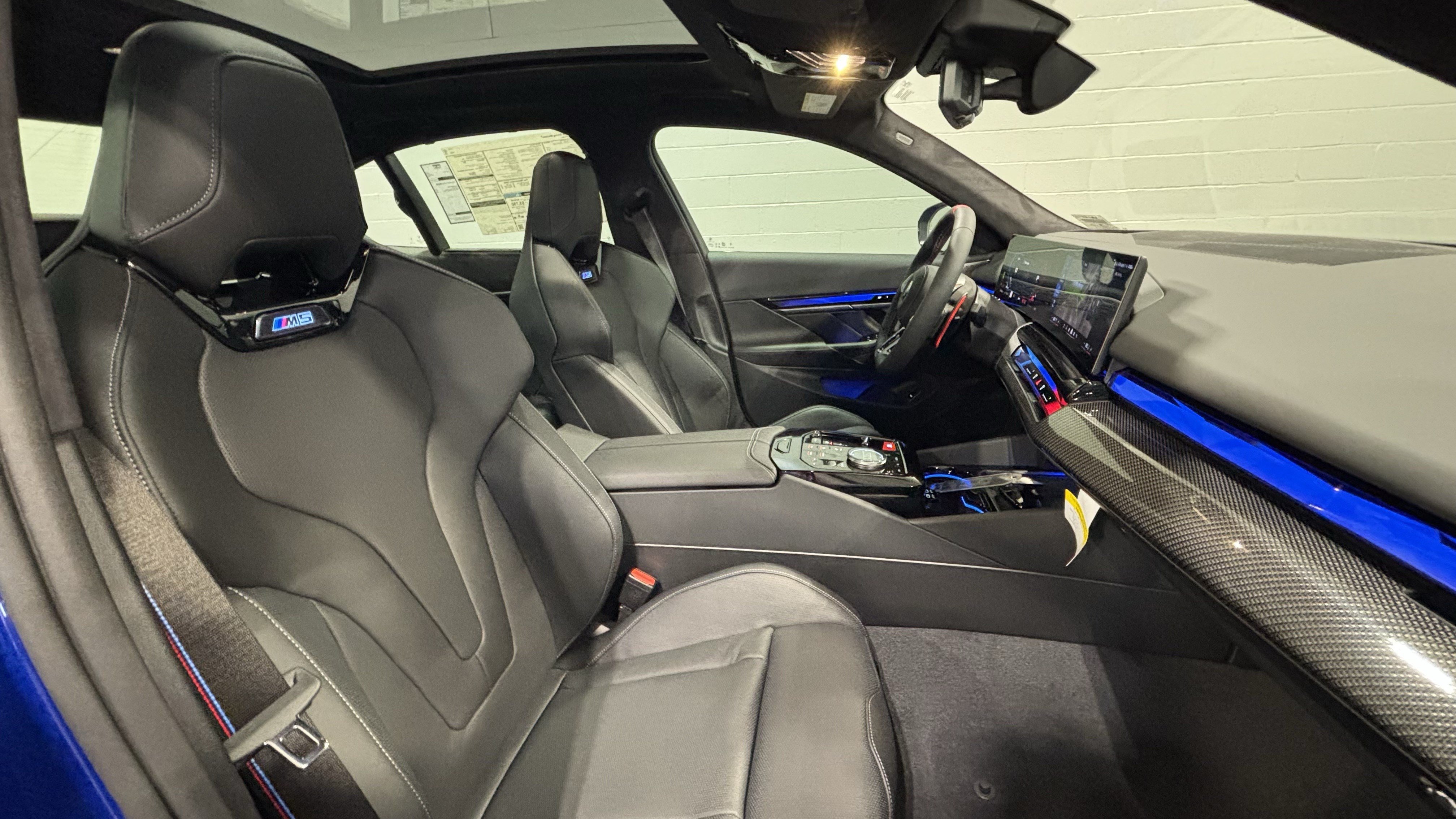 New 2027 BMW M5 w/ Executive Package AWD/4WD image 24