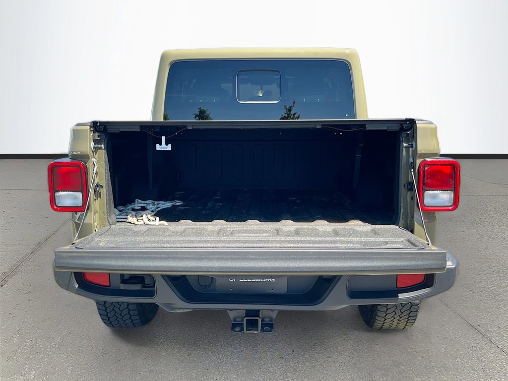 Certified 2025 Jeep Gladiator Mojave AWD/4WD image 24