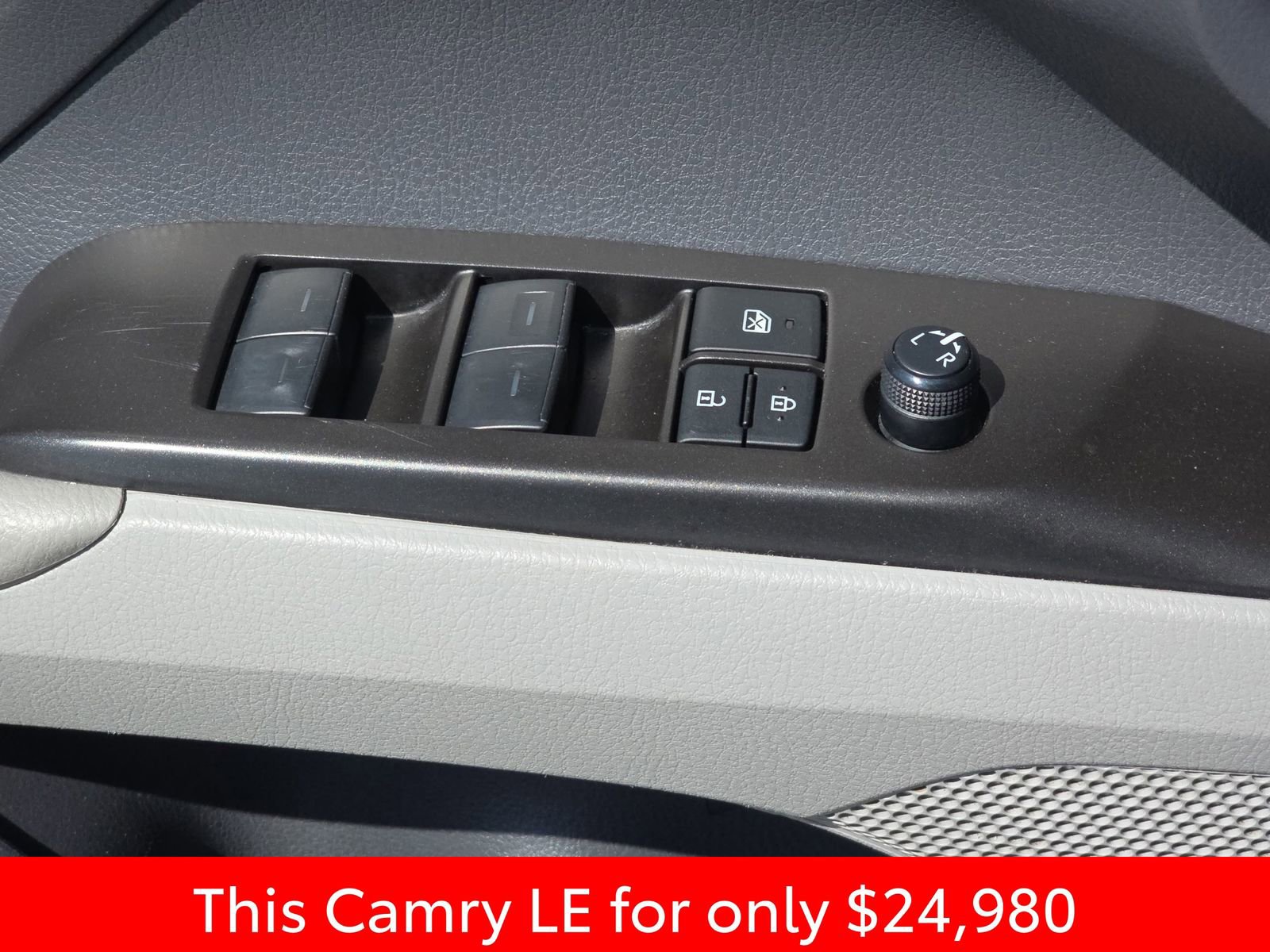 Used 2024 Toyota Camry LE FWD image 34