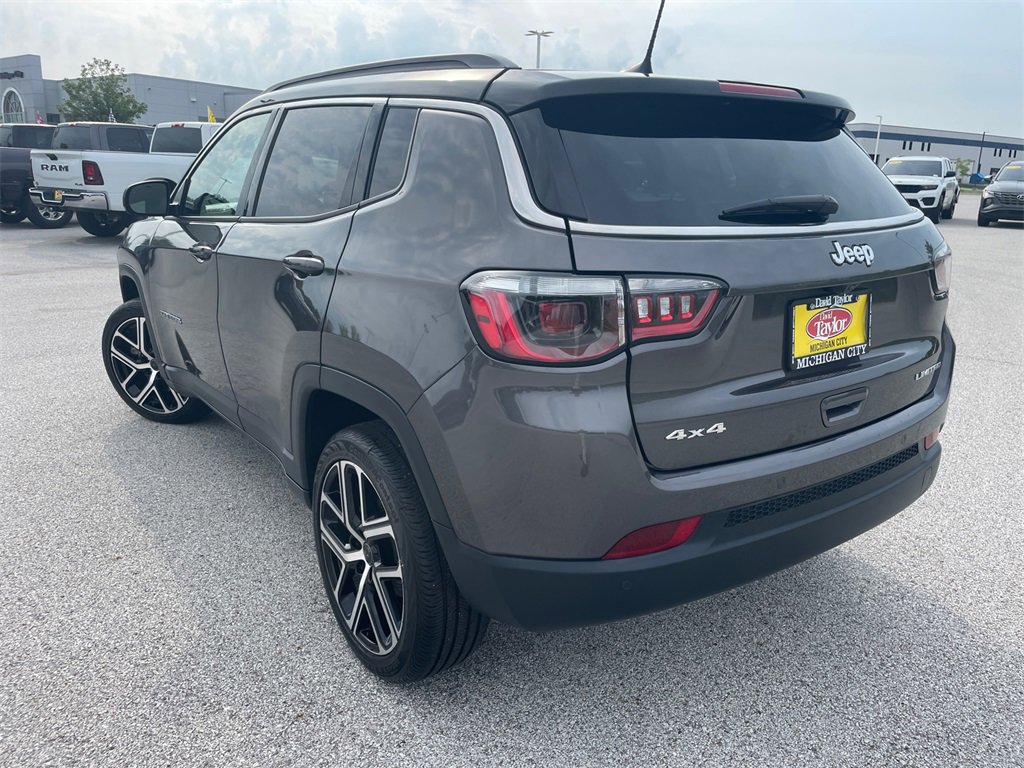 Used 2024 Jeep Compass Limited image 7