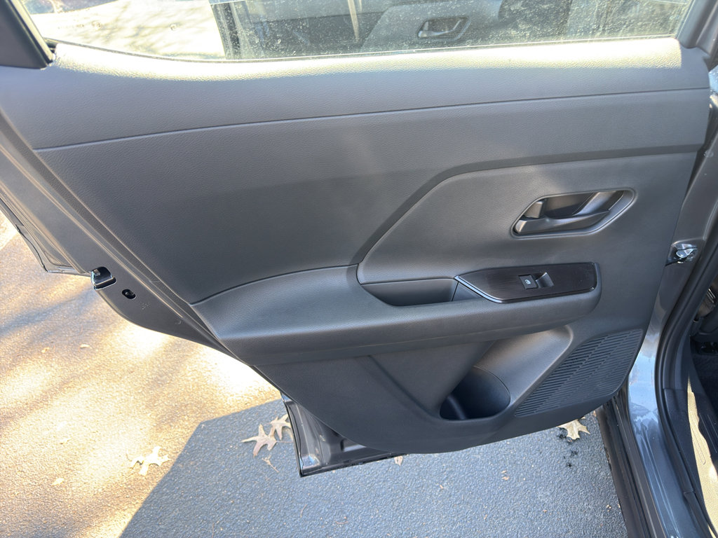 New 2026 Nissan Kicks S image 30