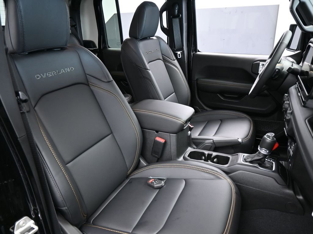 Used 2024 Jeep Gladiator Sport w/ Premium Package AWD/4WD image 44