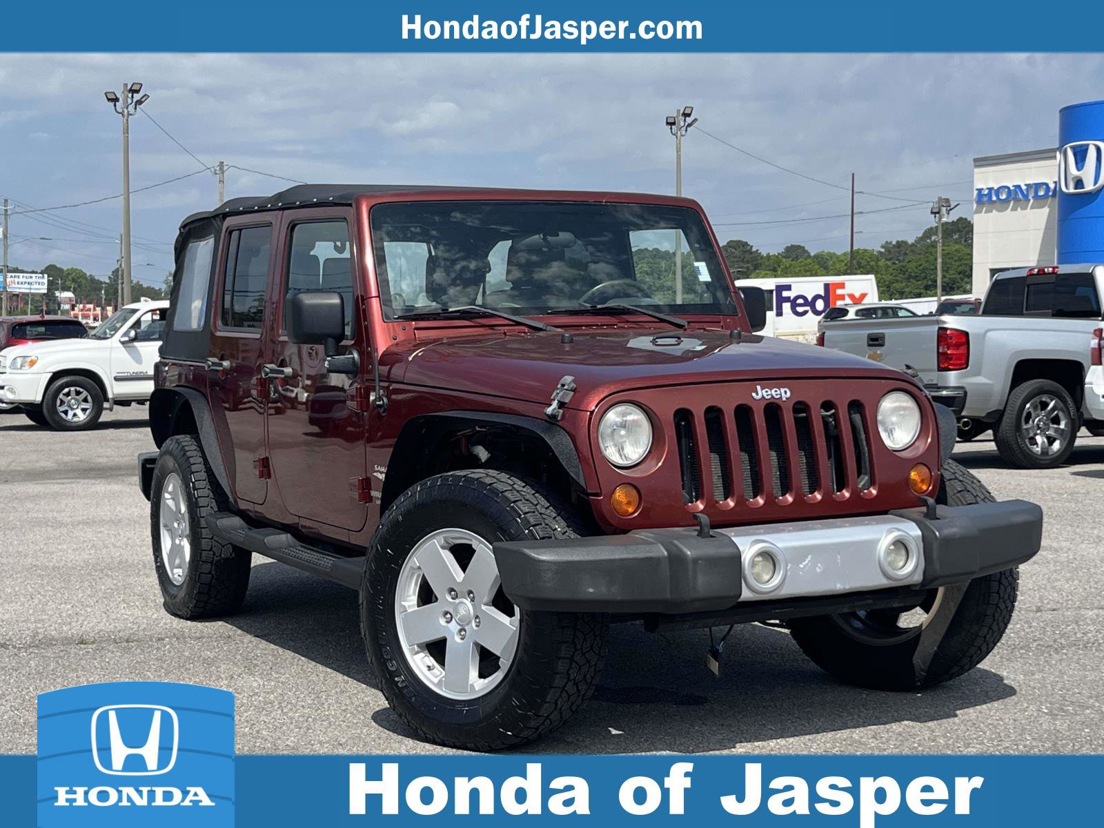Used 2008 Jeep Wrangler Unlimited Sahara w/ Dual Top Group RWD image 1