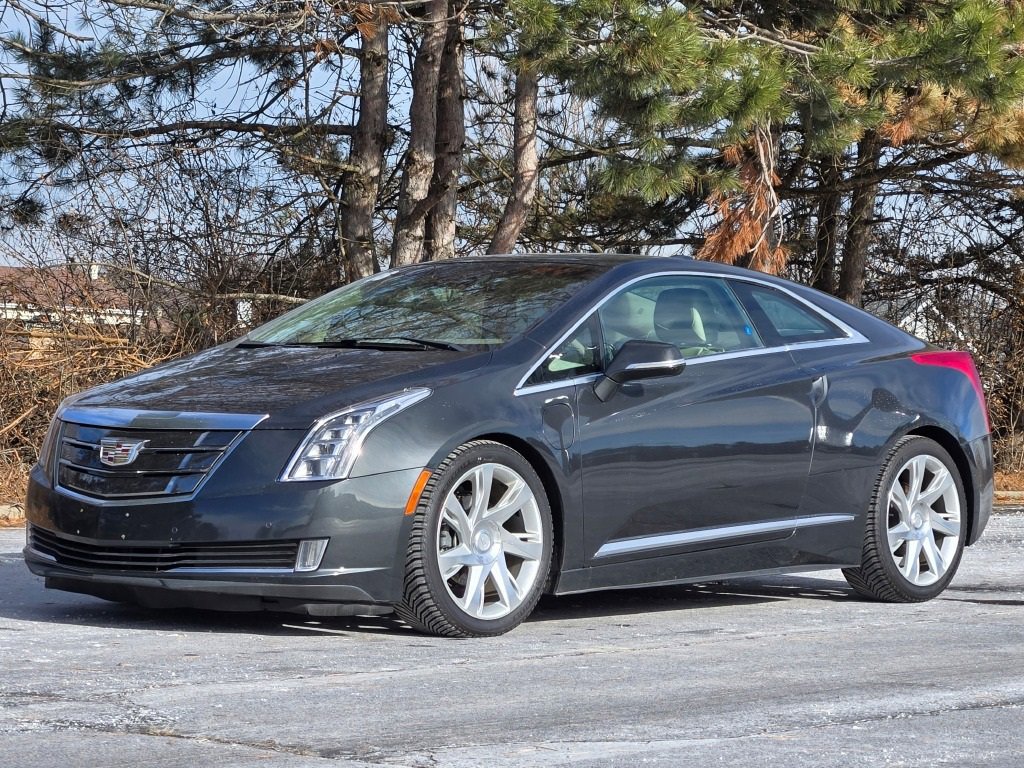 Used 2016 Cadillac ELR image 3