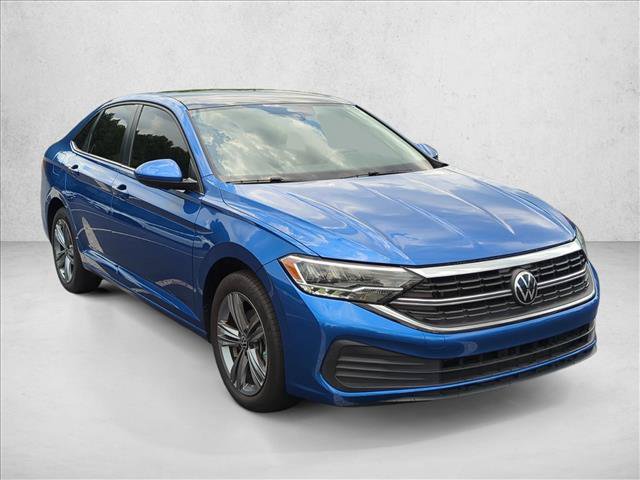 Certified 2023 Volkswagen Jetta SE w/ Panoramic Sunroof Package FWD video 3