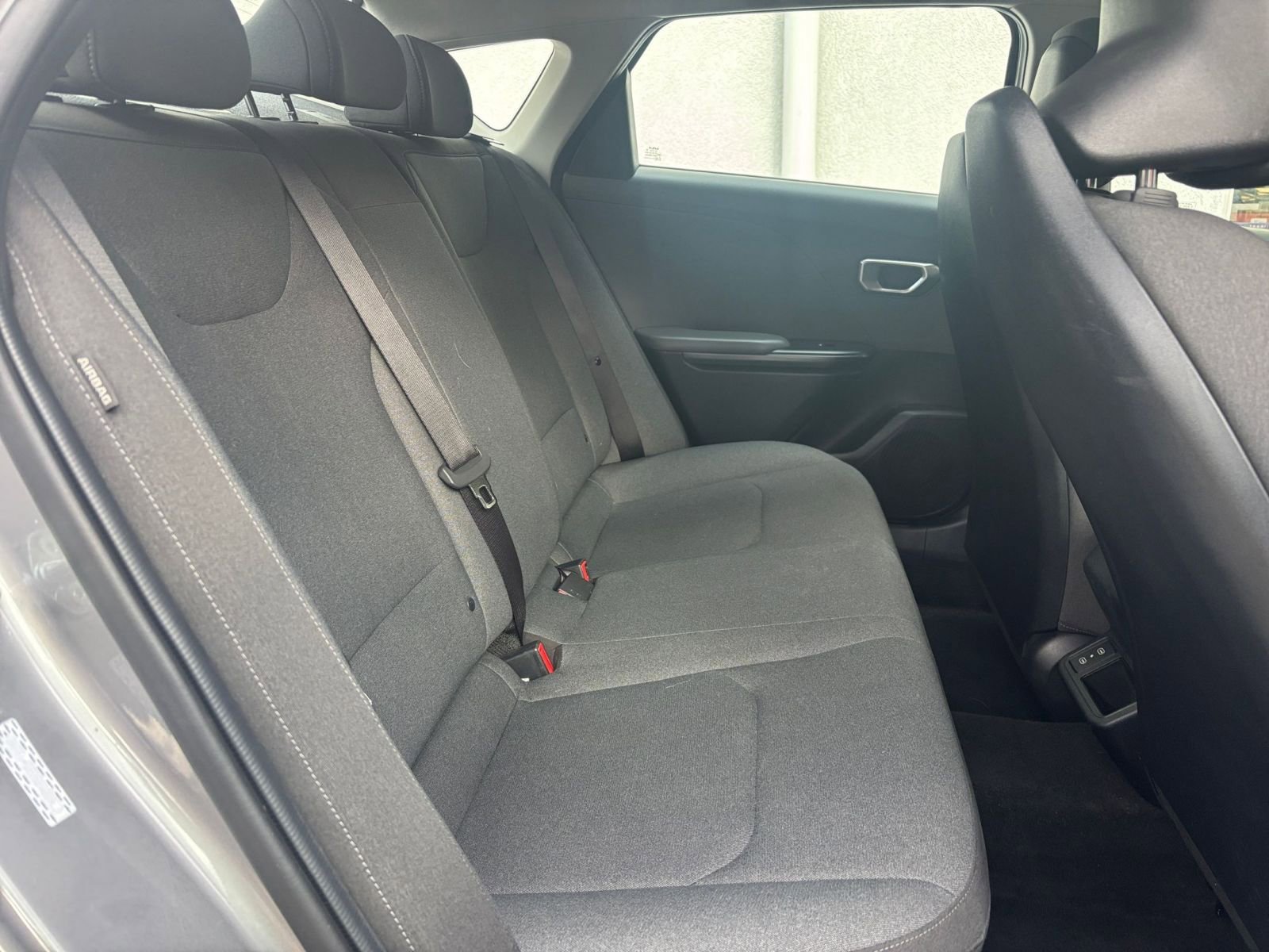 Used 2025 Kia K4 LXS image 38