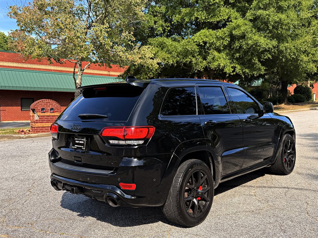 Used 2018 Jeep Grand Cherokee SRT AWD/4WD image 5