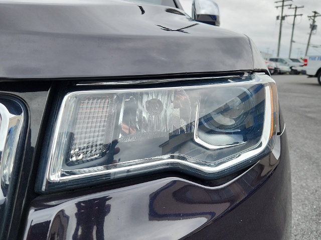 Used 2019 Jeep Grand Cherokee Limited w/ Trailer Tow Group IV AWD/4WD image 9