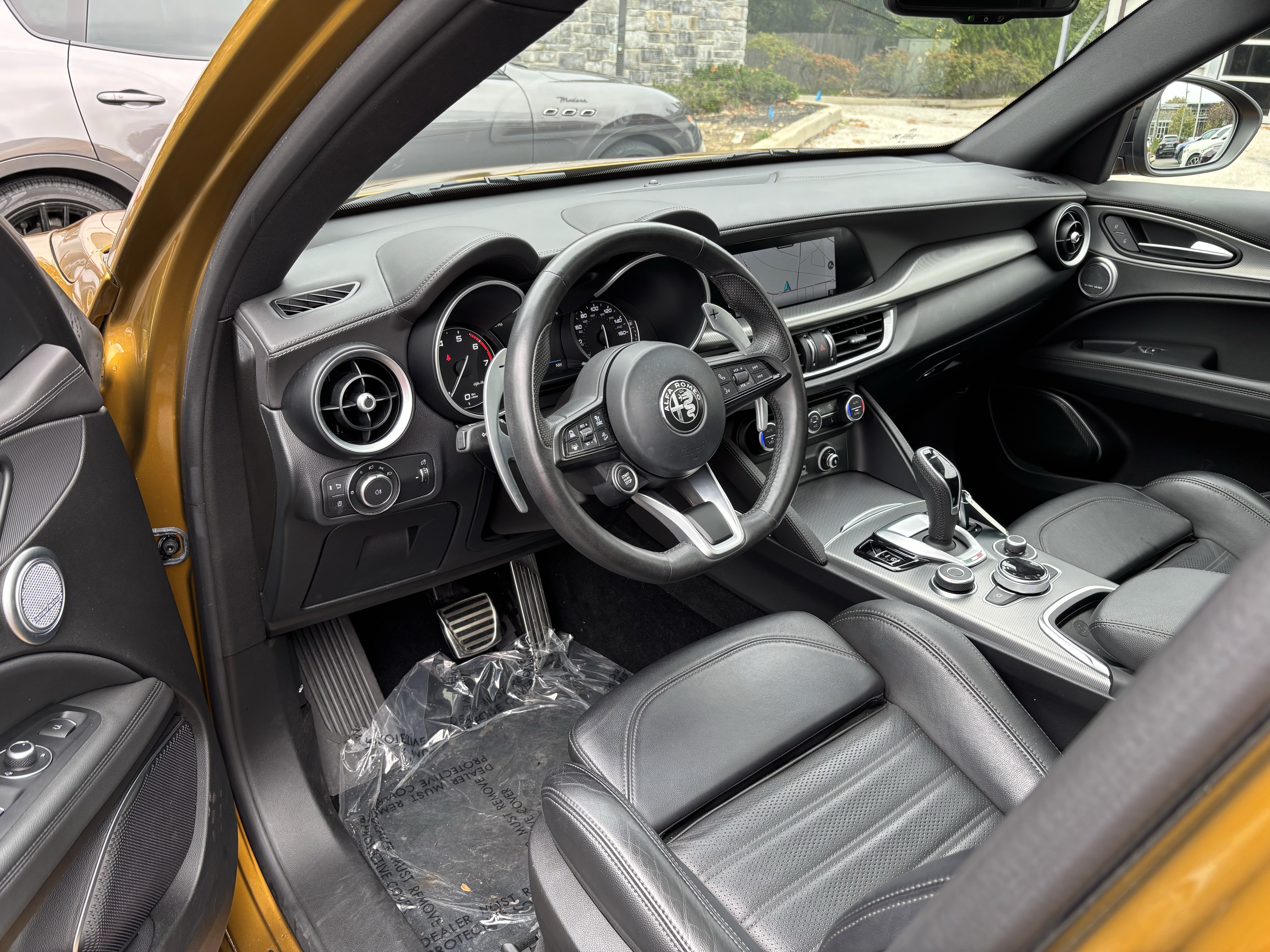 Used 2022 Alfa Romeo Stelvio Veloce AWD/4WD image 13