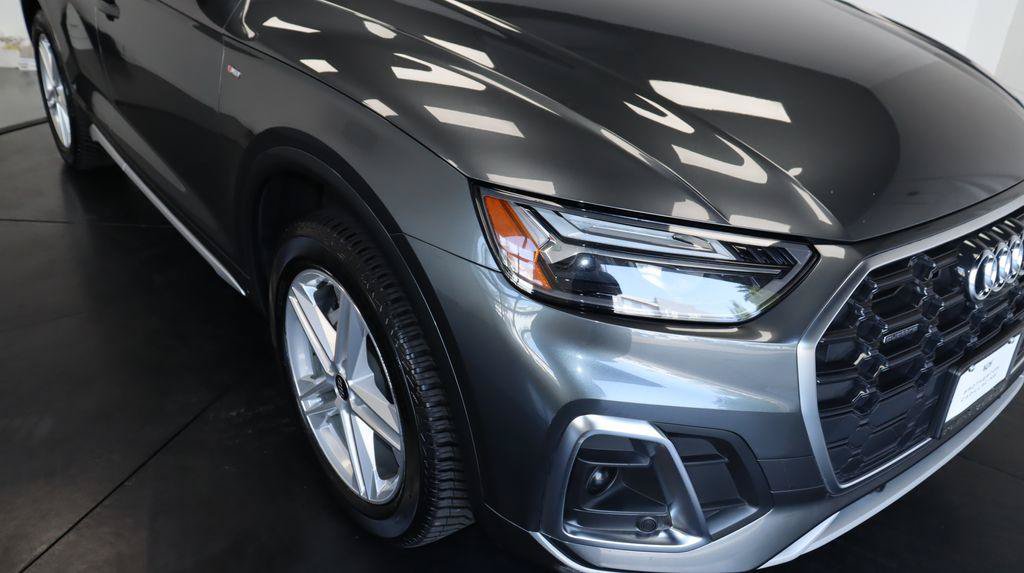 Used 2023 Audi Q5 e Premium Plus w/ Premium Plus Package AWD/4WD image 13