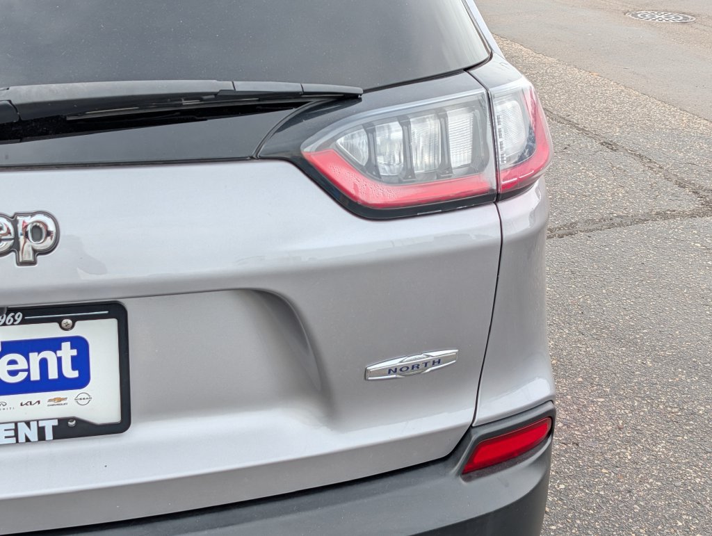 Used 2019 Jeep Cherokee Latitude w/ Comfort & Convenience Group AWD/4WD image 6