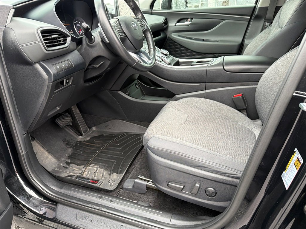 Used 2023 Hyundai Santa Fe SEL image 9
