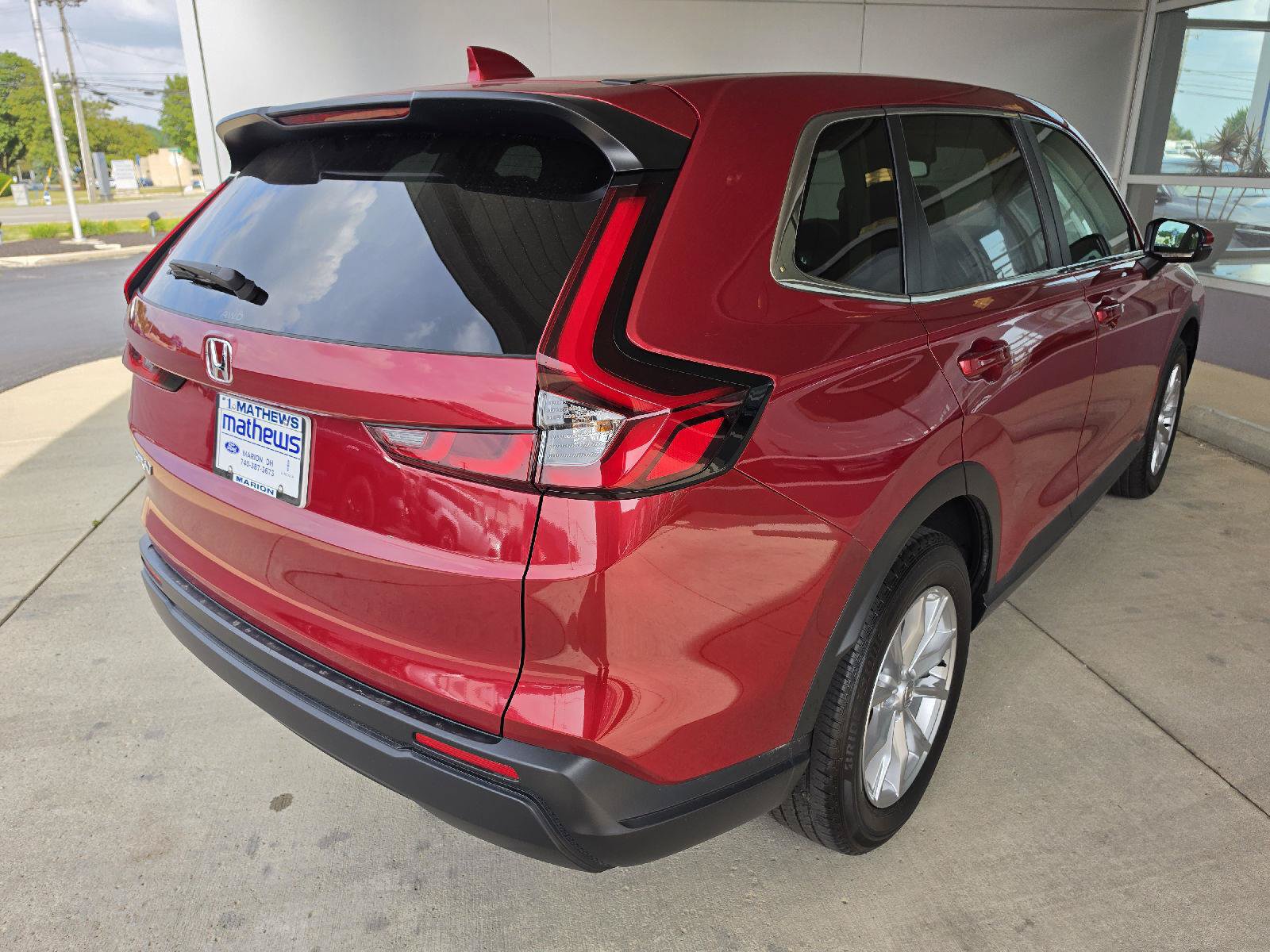 Used 2024 Honda CR-V EX image 5