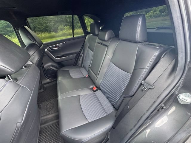 Used 2022 Toyota RAV4 XSE w/ XSE Grade Weather Package AWD/4WD image 14