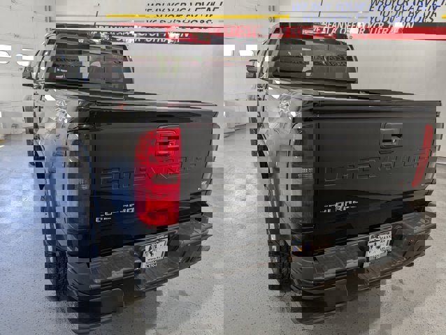 Used 2022 Chevrolet Colorado LT w/ LT Convenience Package image 5