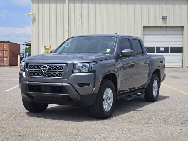 Used 2022 Nissan Frontier SV w/ Technology Package AWD/4WD image 3