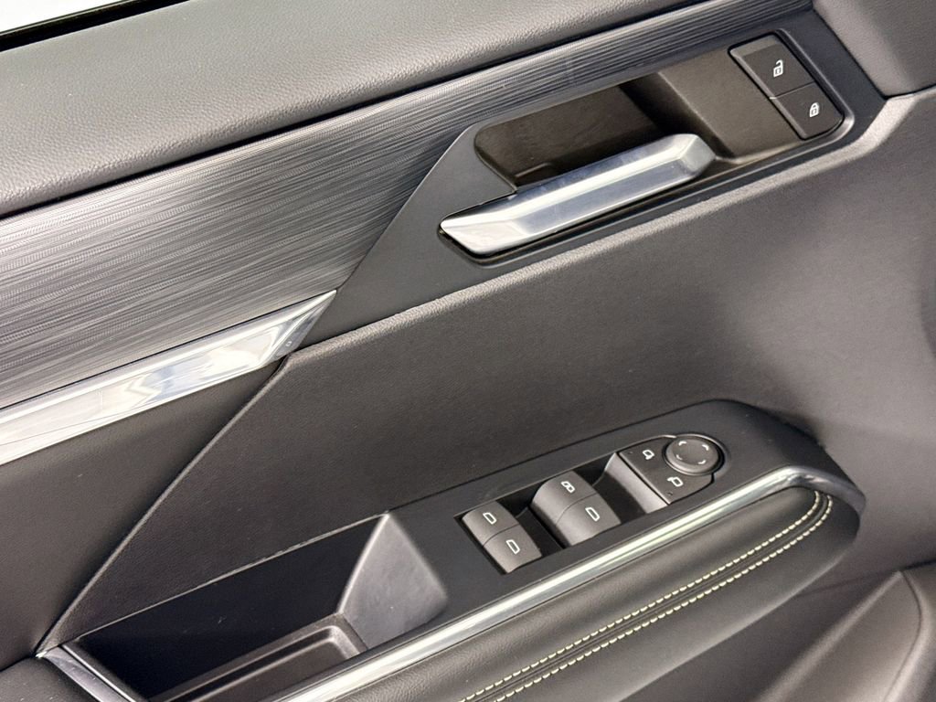 Used 2024 GMC Acadia Elevation w/ Luxury Package image 23