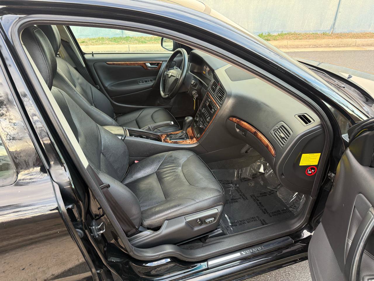 Used 2005 Volvo S60 2.5T image 7