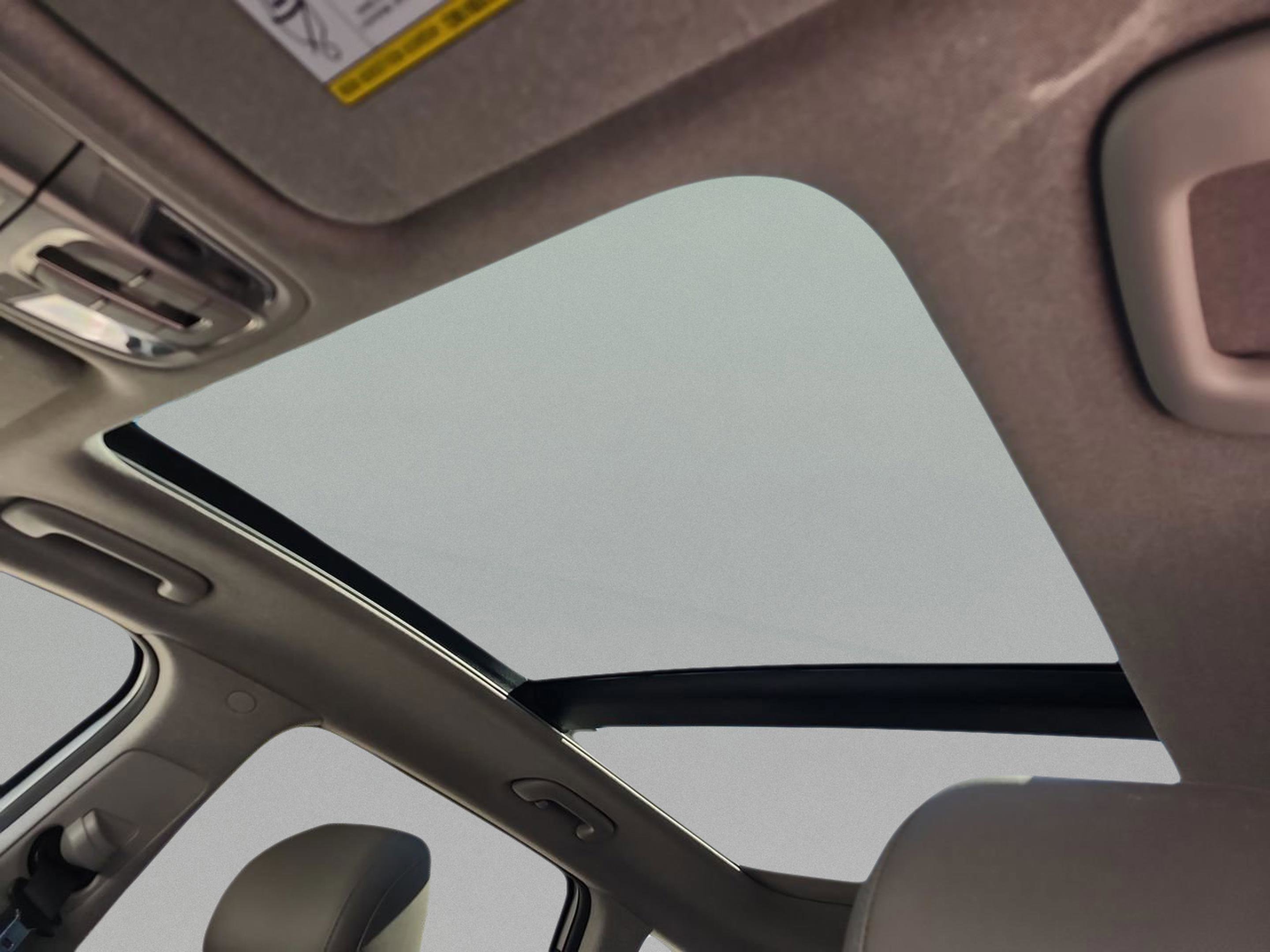 Used 2020 Hyundai Santa Fe Limited image 33