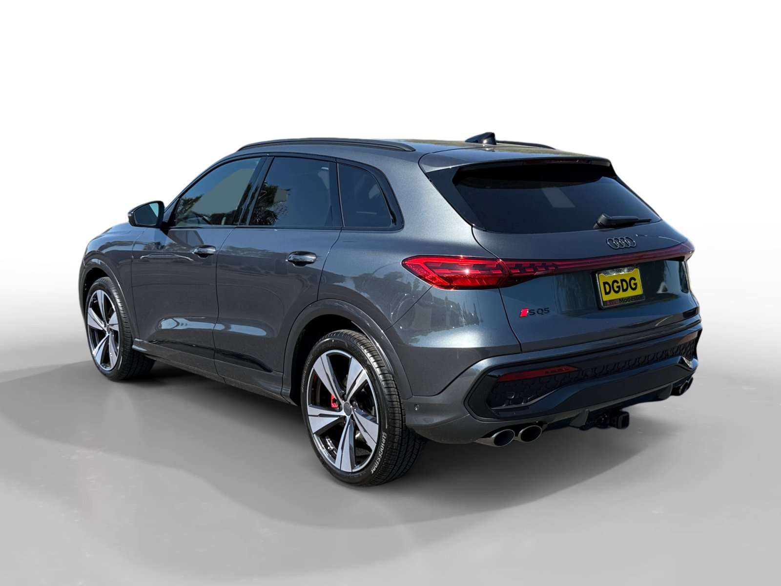 New 2026 Audi SQ5 Premium Plus AWD/4WD image 3