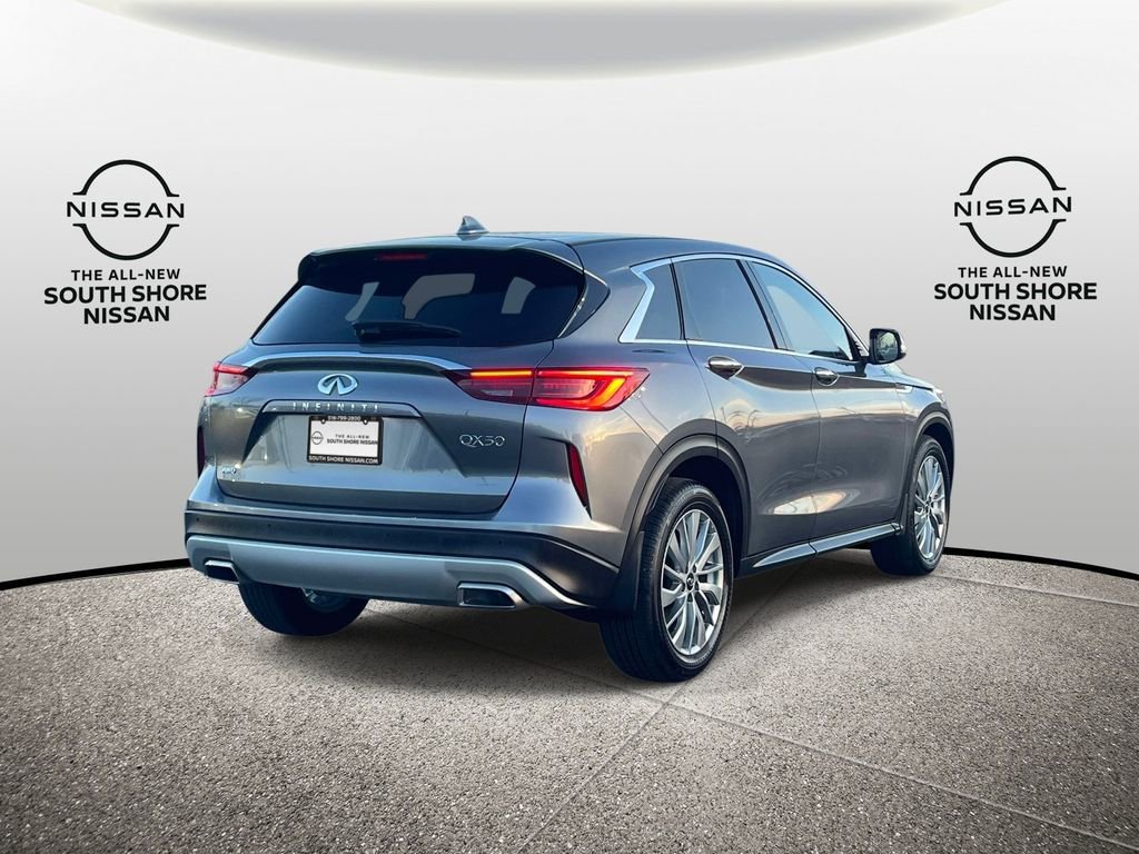 Used 2025 INFINITI QX50 Pure AWD/4WD image 8