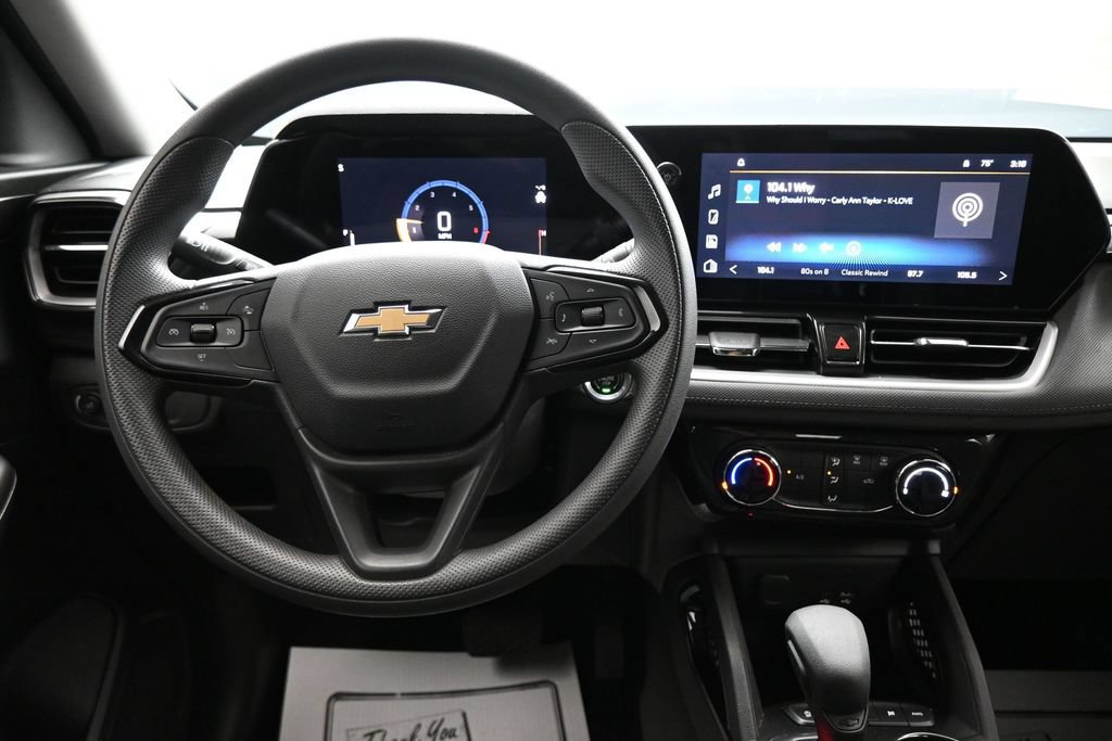 Used 2026 Chevrolet TrailBlazer LT AWD/4WD image 13