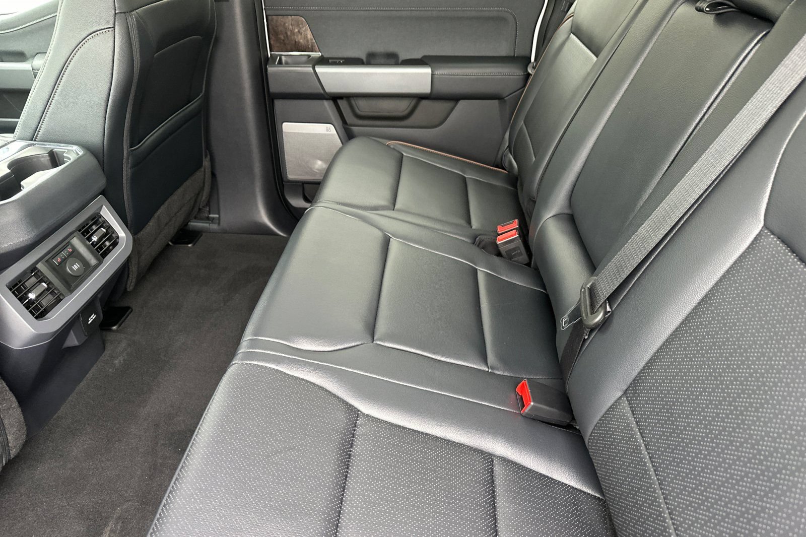 New 2026 Ford F250 Lariat AWD/4WD image 12