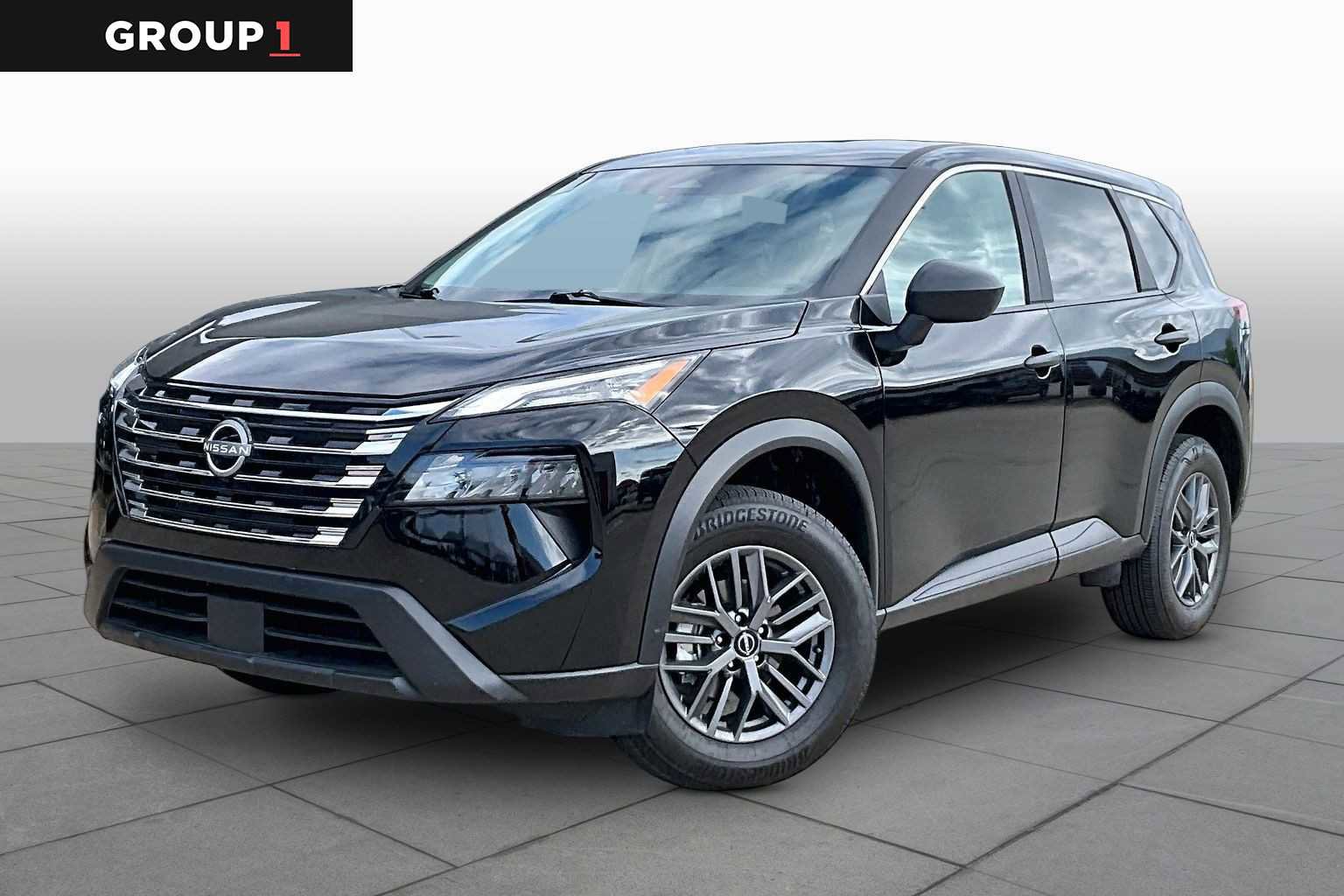 Certified 2025 Nissan Rogue S FWD image 1