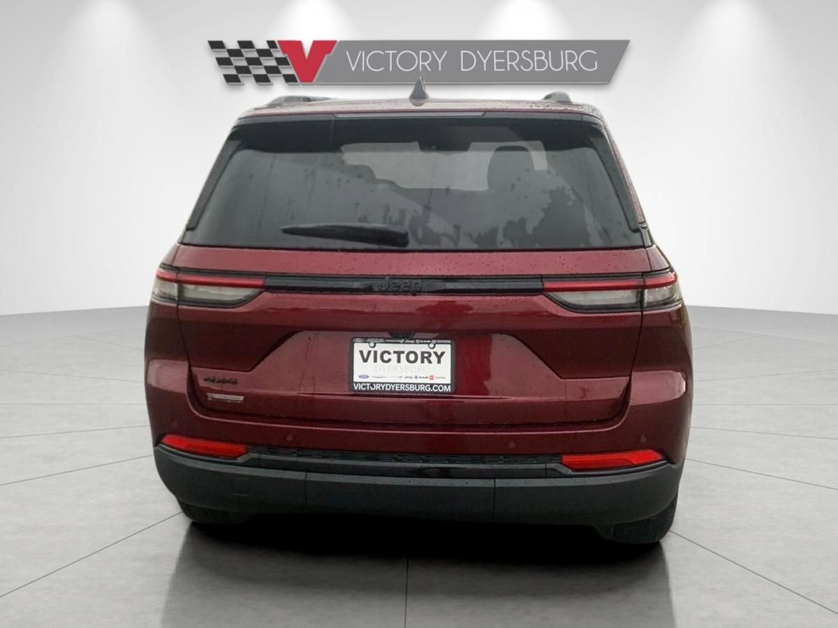 New 2025 Jeep Grand Cherokee 4WD image 7