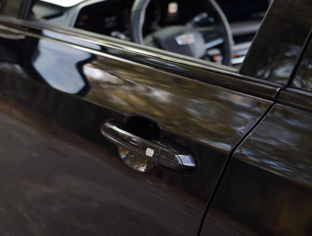 Certified 2024 Cadillac XT4 Sport image 41