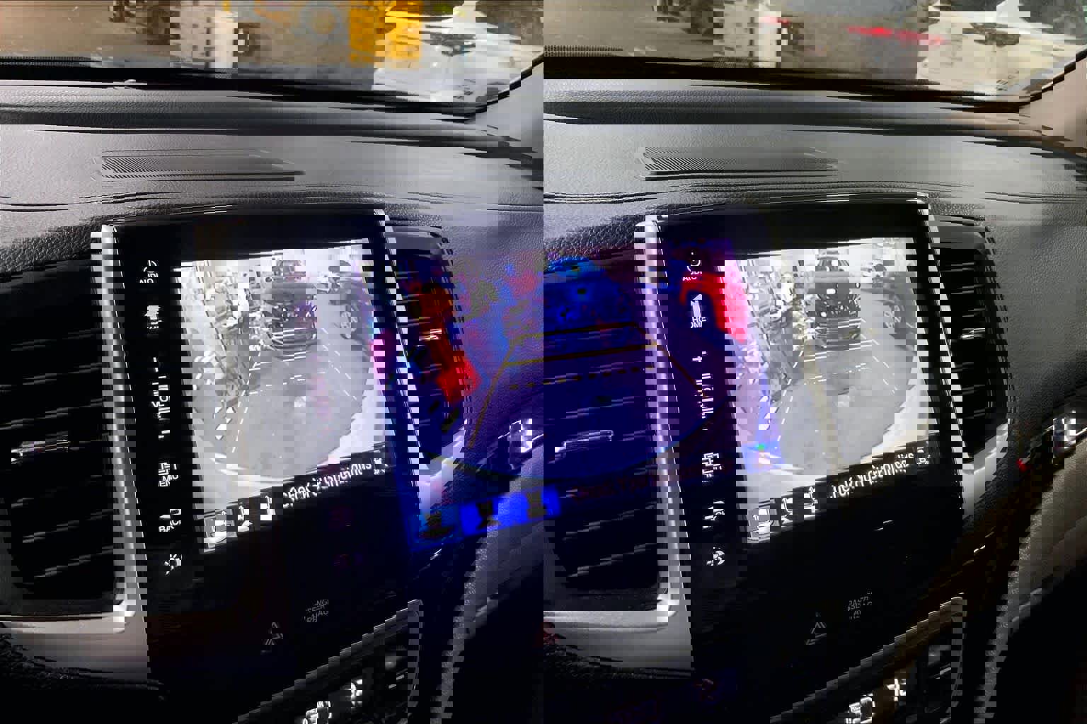 Used 2018 Honda Pilot Elite image 26