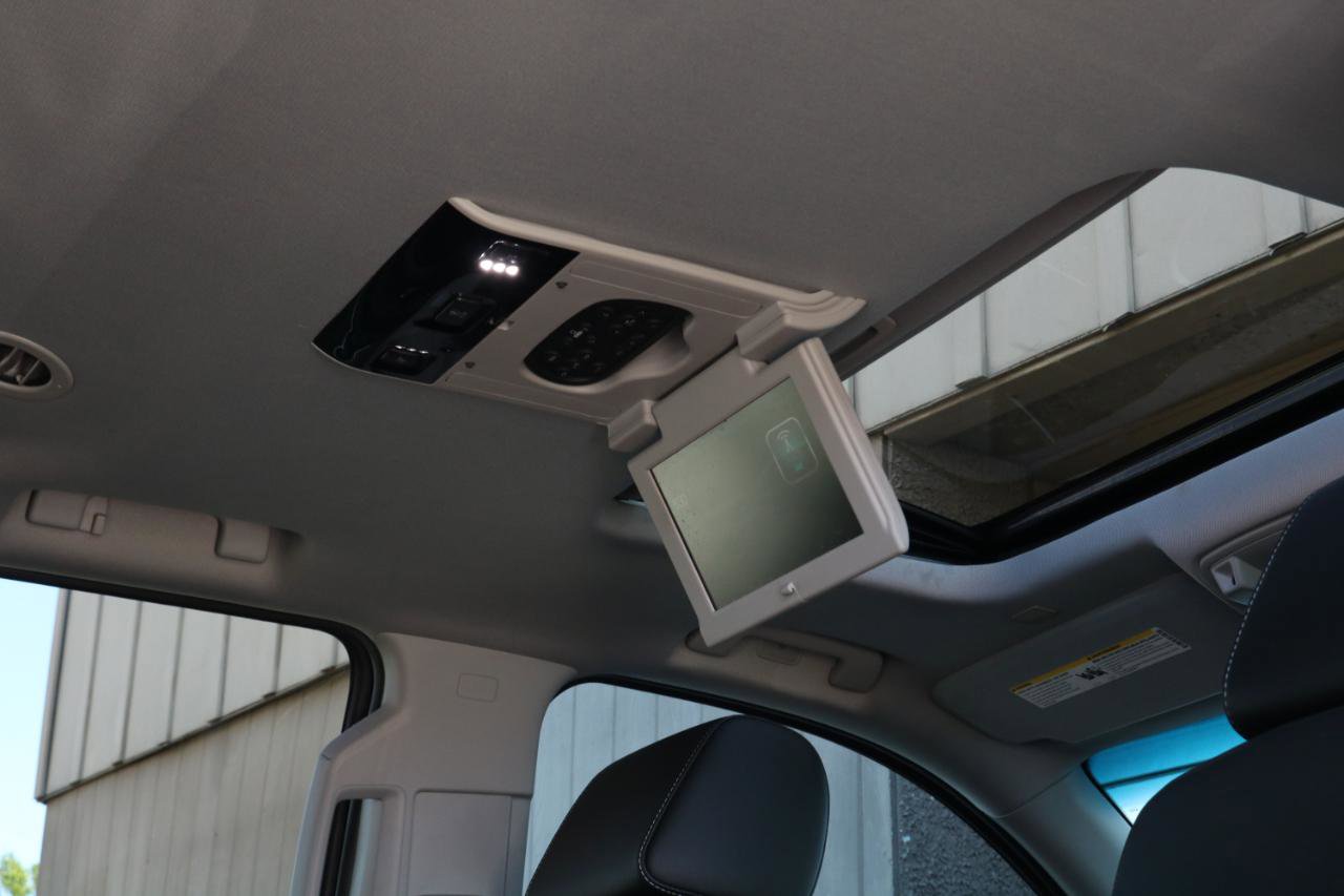 Used 2019 Chevrolet Tahoe Premier AWD/4WD image 52
