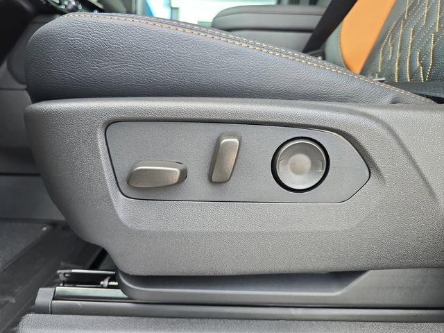 New 2026 GMC Sierra 2500 AT4 w/ Technology Package image 19