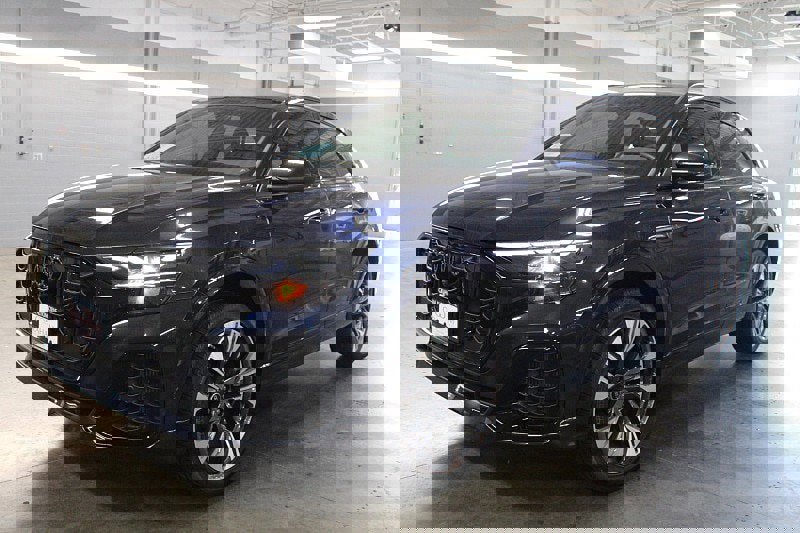 Certified 2025 Audi Q8 Premium Plus