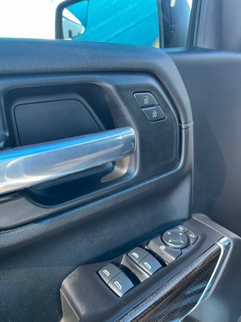 Used 2021 Chevrolet Silverado 1500 LT w/ Texas Edition Plus AWD/4WD image 15