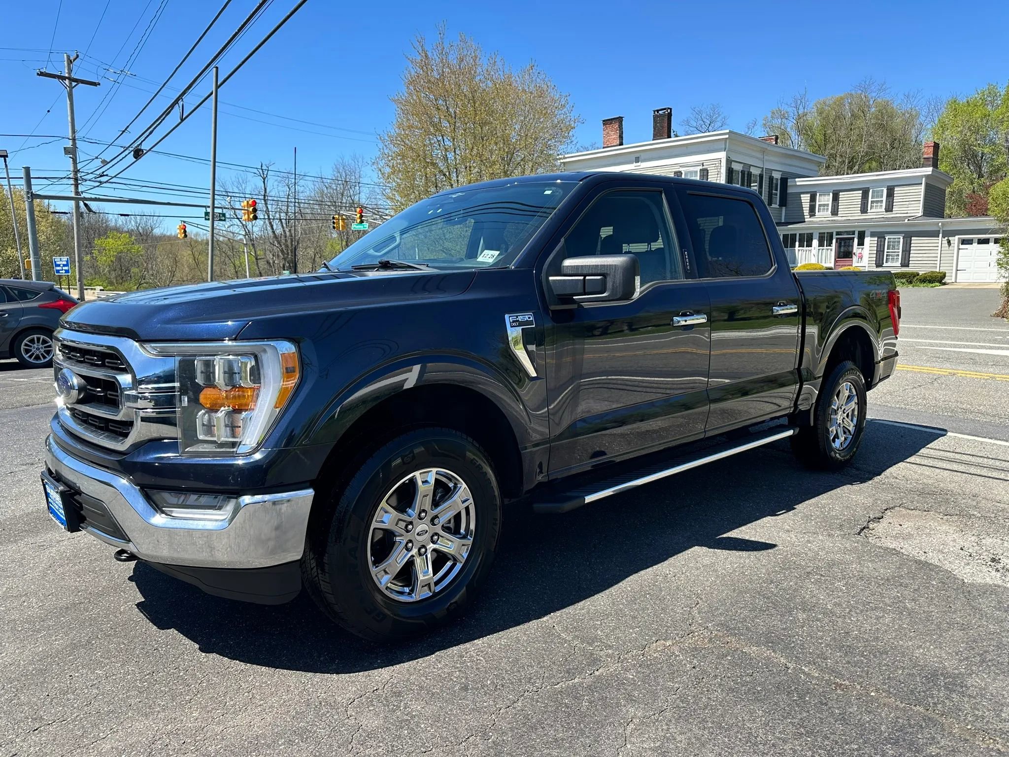 Used 2023 Ford F150 XLT w/ Equipment Group 302A High AWD/4WD image 3