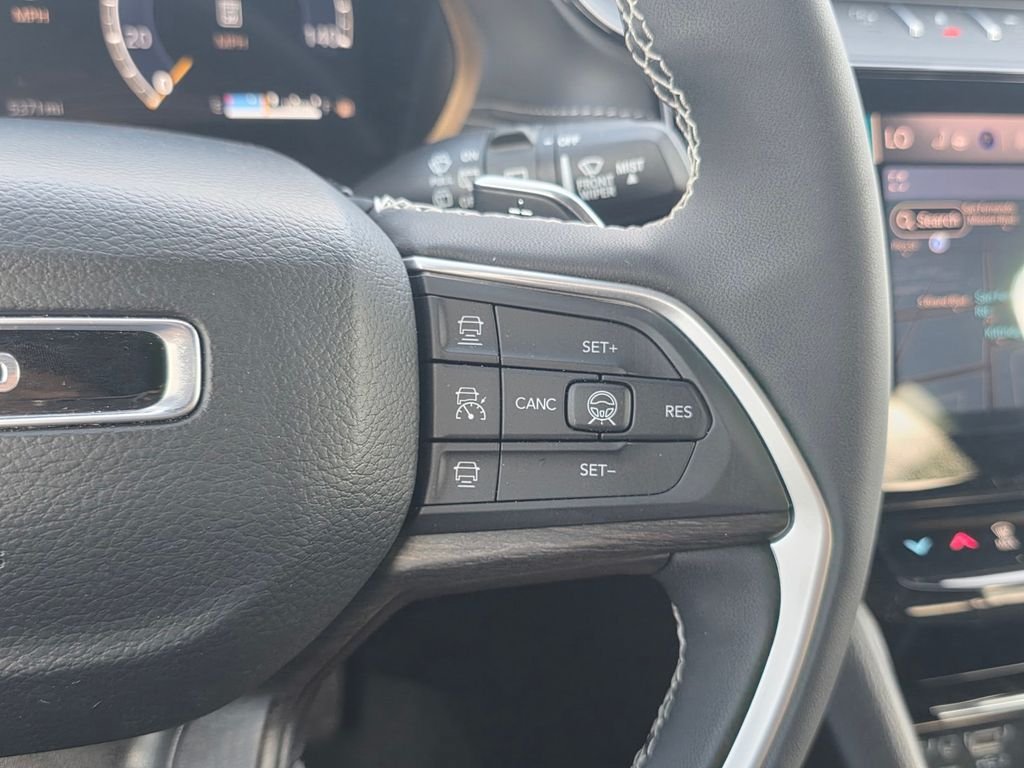 New 2026 Jeep Grand Cherokee Altitude RWD image 21
