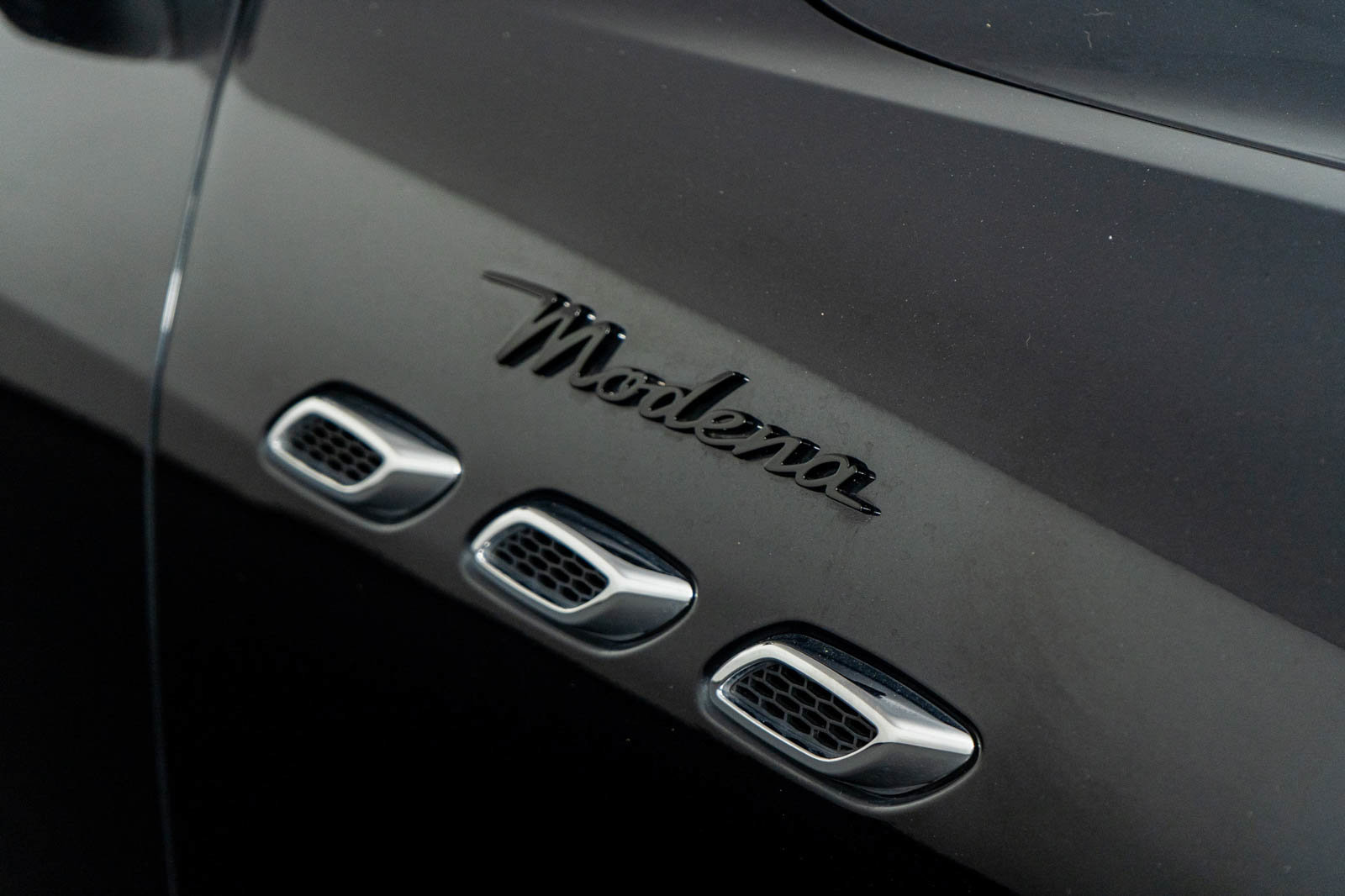 Used 2022 Maserati Levante Modena image 97