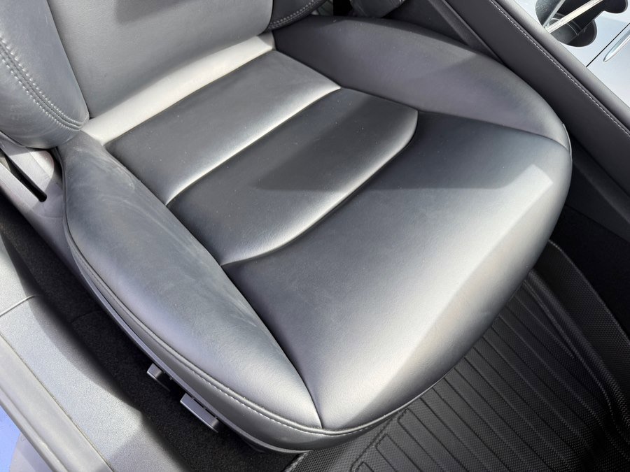 Used 2023 Tesla Model 3 Standard Range image 33