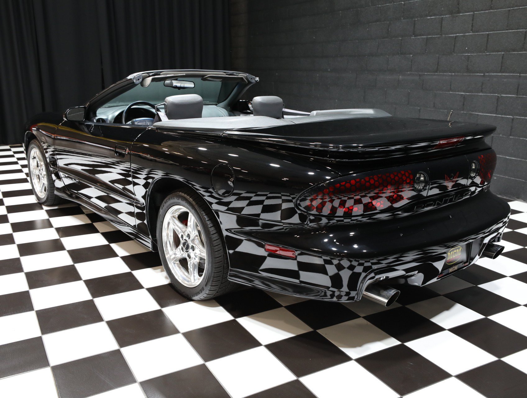 Used 1999 Pontiac Firebird Trans Am RWD image 36
