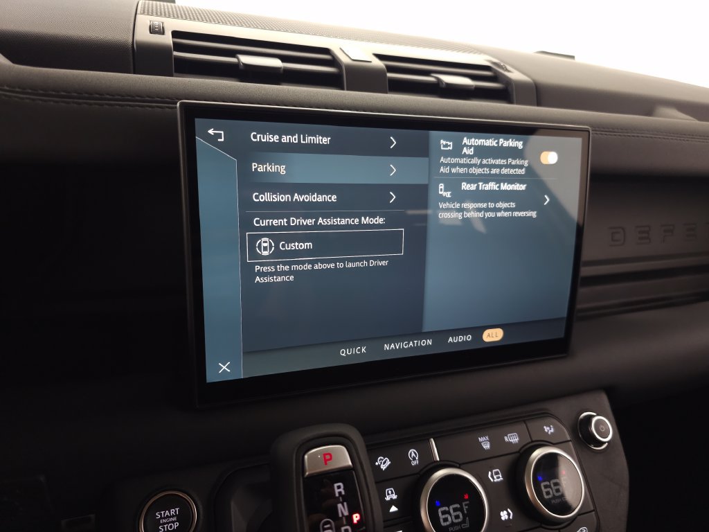 Certified 2025 Land Rover Defender 110 S AWD/4WD image 27