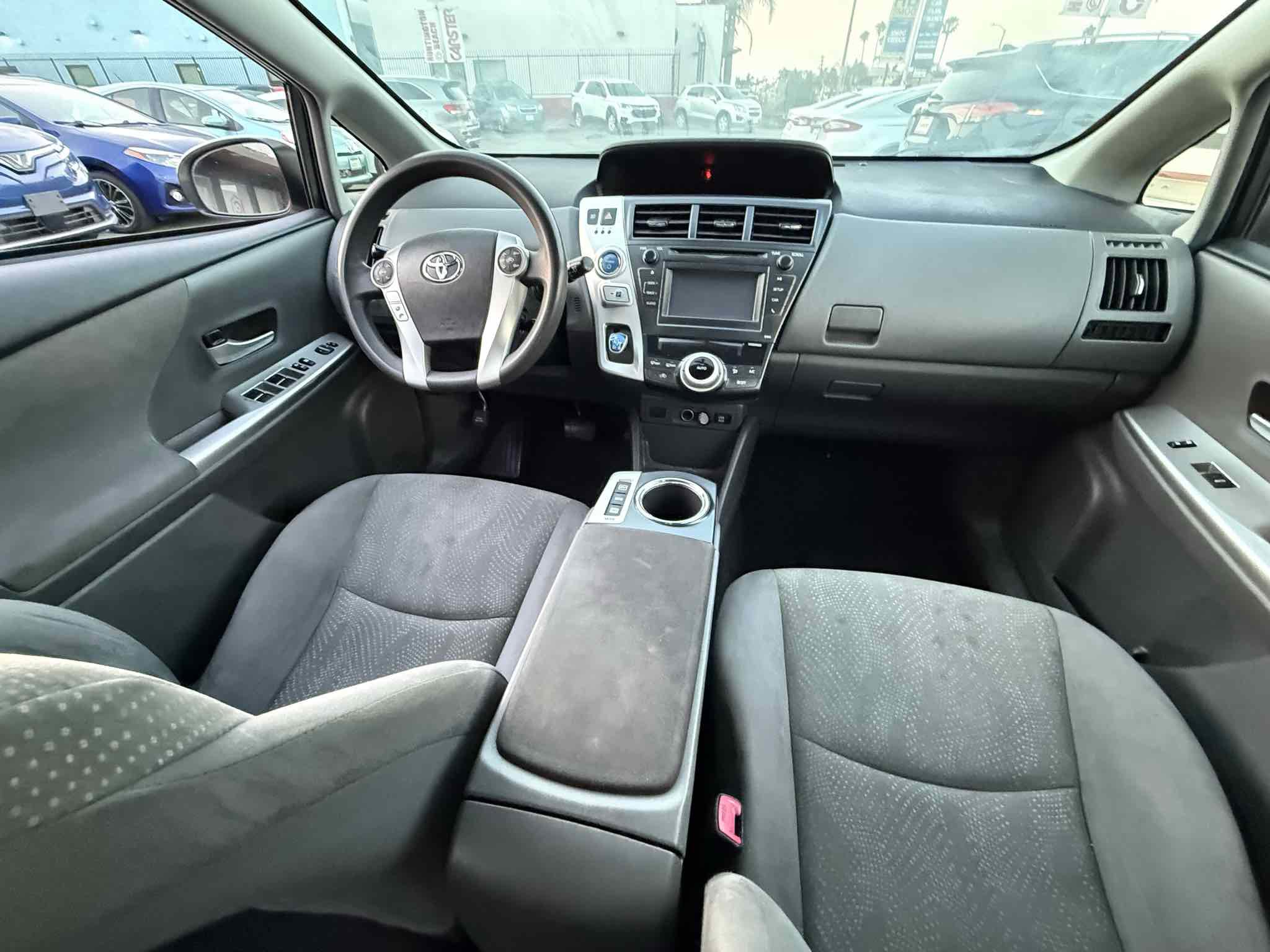 Used 2014 Toyota Prius V Two FWD image 33