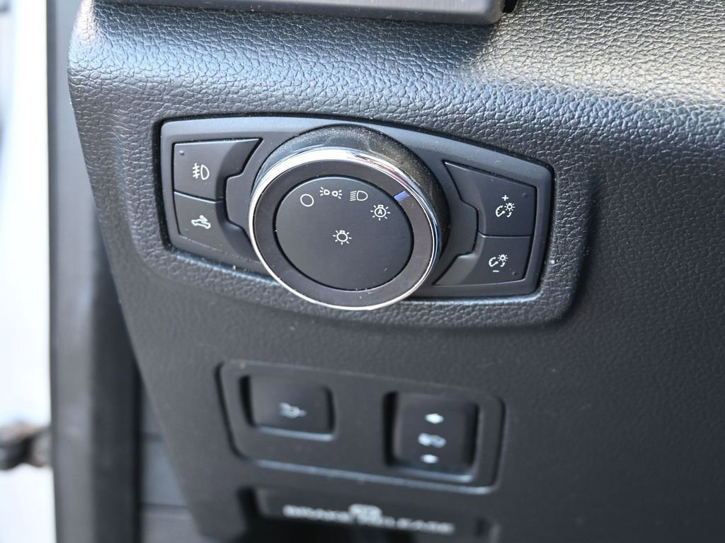 Used 2019 Ford F250 Platinum w/ Platinum Ultimate Package image 39