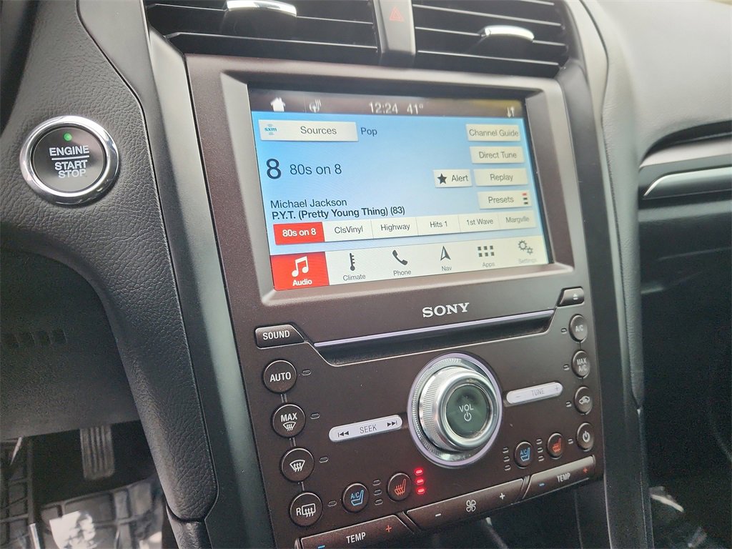 Used 2019 Ford Fusion Titanium image 23