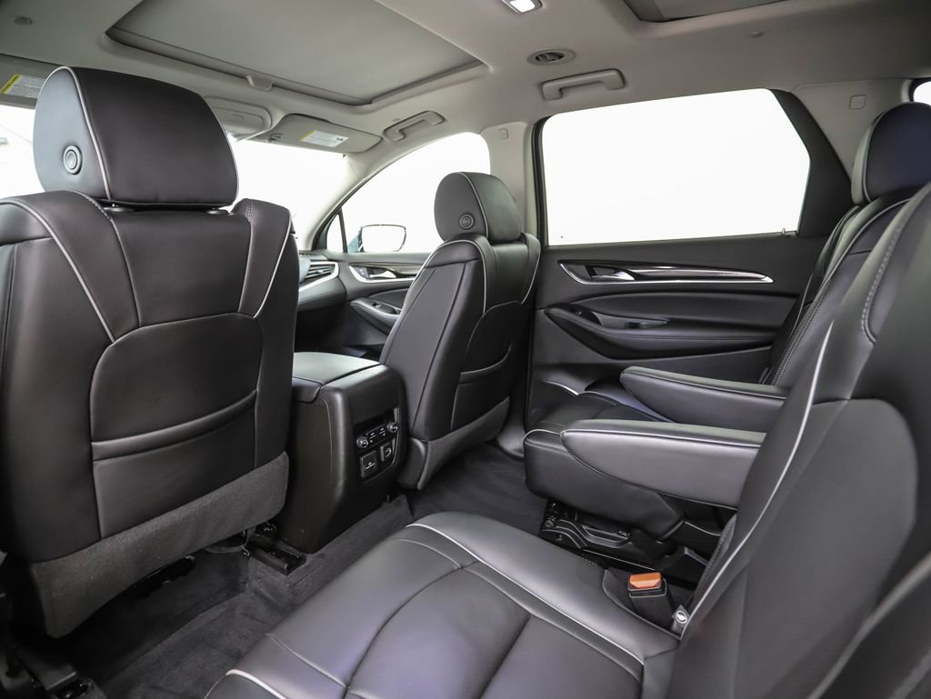 Used 2021 Buick Enclave Avenir w/ Avenir Technology Package AWD/4WD image 20