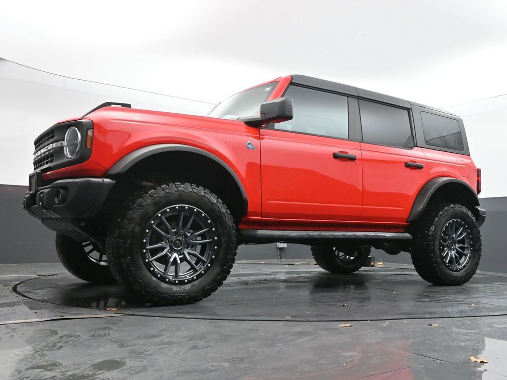 Used 2023 Ford Bronco Black Diamond image 27