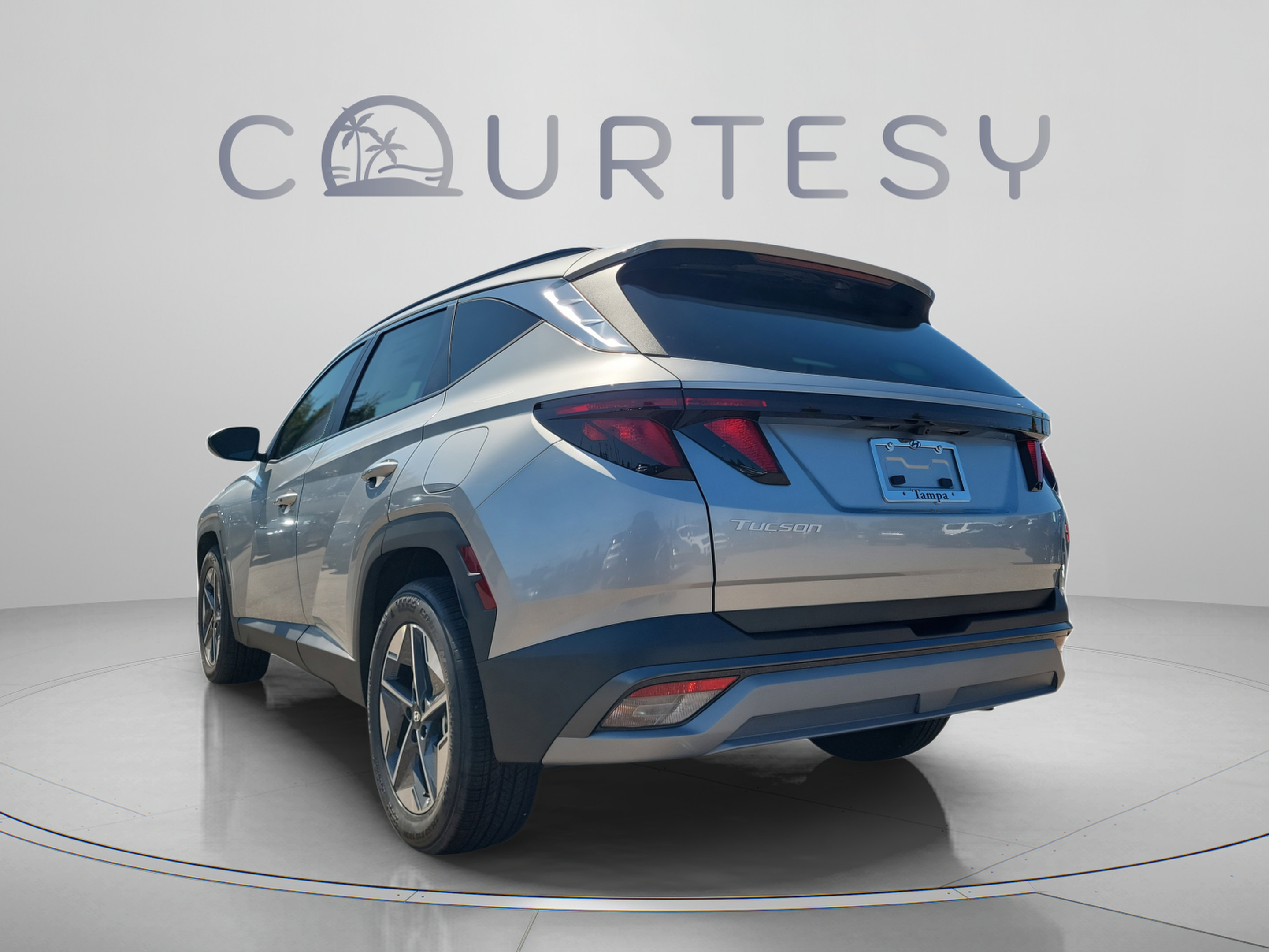New 2026 Hyundai Tucson SEL Plus FWD image 3