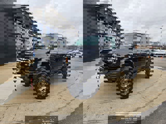 Used 2024 Ford Bronco Everglades image 1