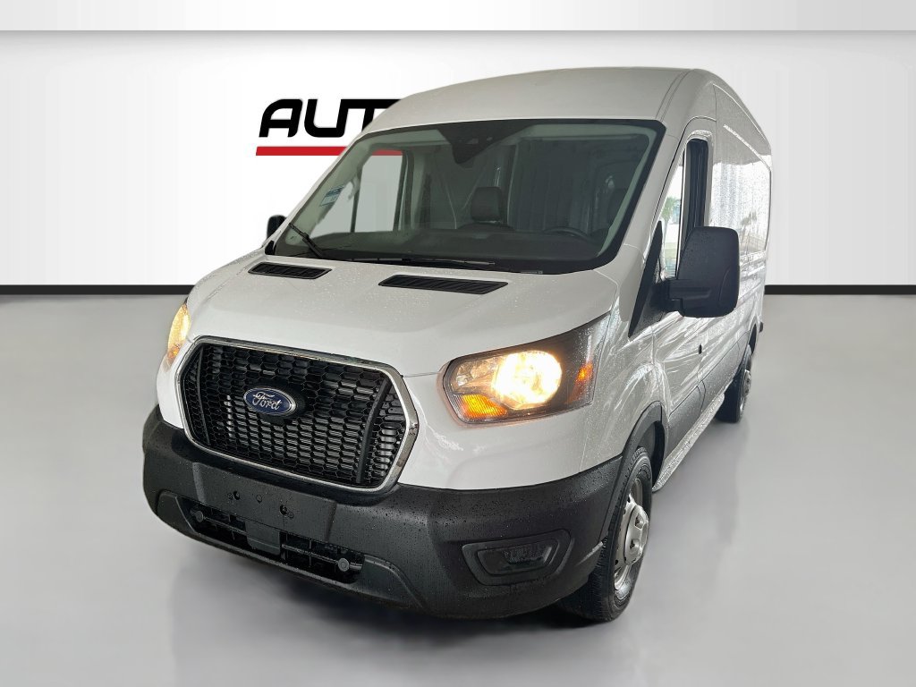 Used 2024 Ford Transit 350 148 Medium Roof RWD image 3