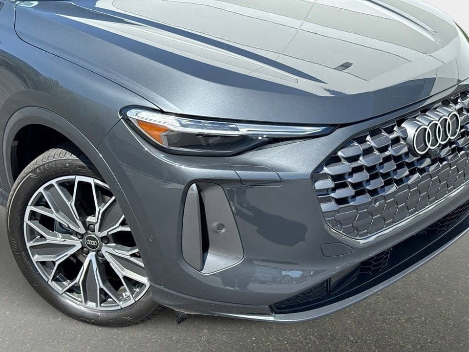 Certified 2025 Audi Q5 Premium Plus w/ Premium Plus image 6